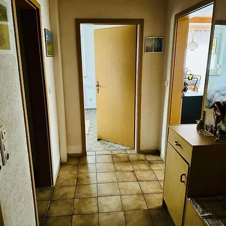 Grosse Business- & Monteurwohnung, 2 Schlafzimmer, Parkplatz, Wlan * Bad Staffelstein